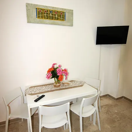Madonnina House In Pieno Centro * Lamezia Terme